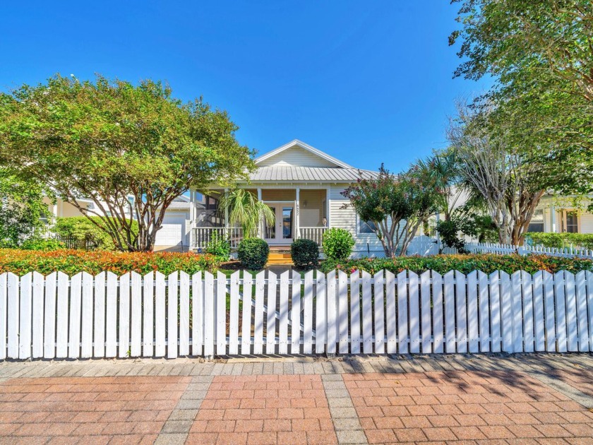 Crystal Shores - just one block from the Gulf of Mexico!! This - Beach Home for sale in Destin, Florida on Beachhouse.com