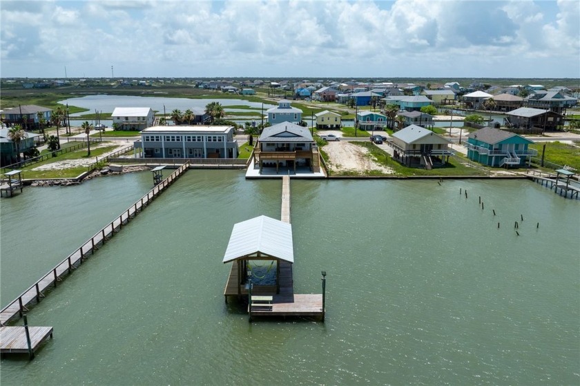 Welcome to this beautifully upgraded 4-bedroom, 4-bathroom - Beach Home for sale in Rockport, Texas on Beachhouse.com