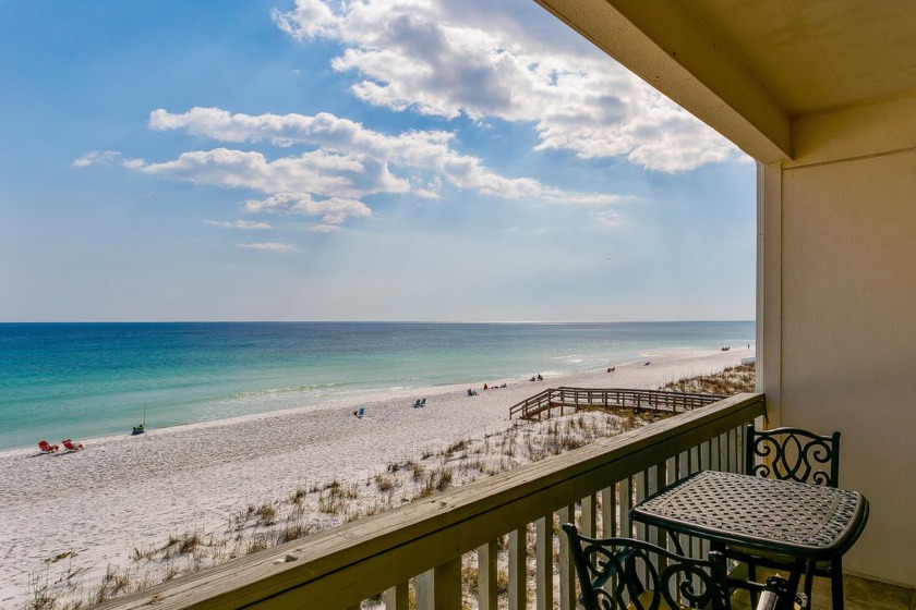 Stunning 2 bd, 2ba, GULF FRONT condo in Villas on the Gulf on - Beach Condo for sale in Pensacola Beach, Florida on Beachhouse.com