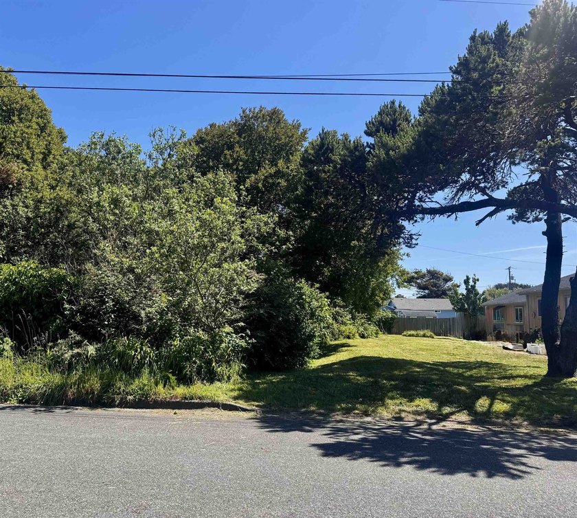 Coastal Homesite with Big Potential Just under a mile from the - Beach Lot for sale in Crescent City, California on Beachhouse.com