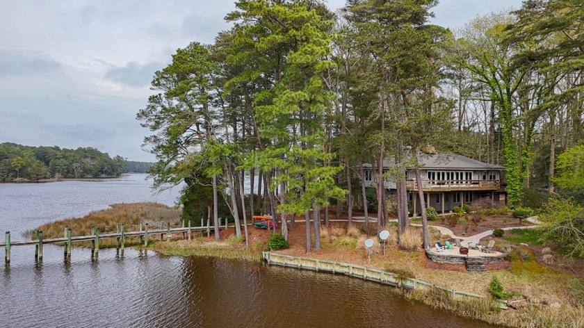 Exceptionally beautiful warm and welcoming Lindal Cedar Home - Beach Home for sale in Exmore, Virginia on Beachhouse.com