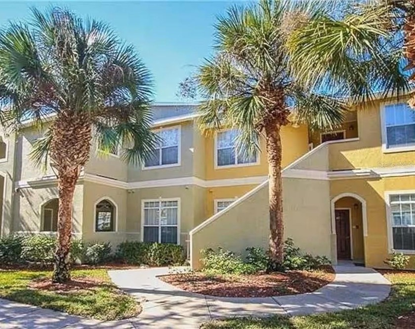 Beautiful, fully renovated condo offering a spacious layout and - Beach Condo for sale in Clearwater, Florida on Beachhouse.com