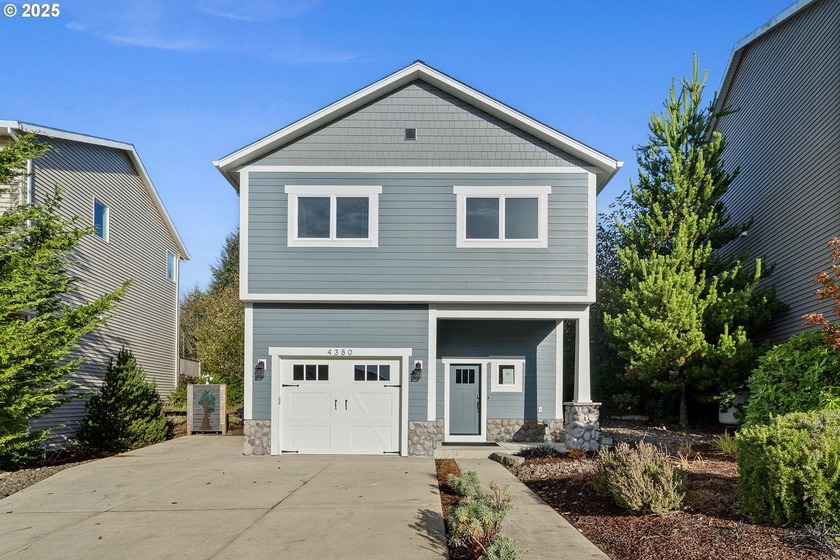 Thoughtfully crafted custom home w/transferable STR license - Beach Home for sale in Tillamook, Oregon on Beachhouse.com