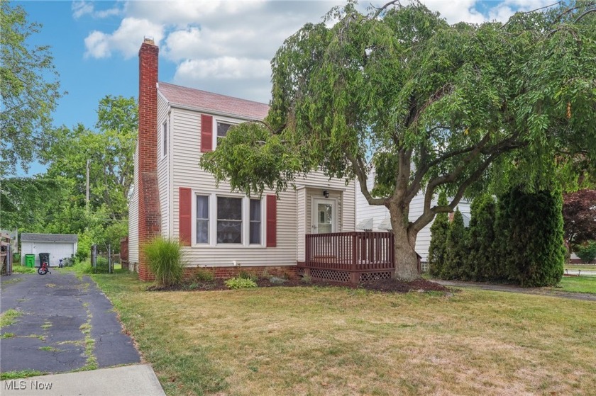 Beautifully updated colonial in Euclid, just one block from the - Beach Home for sale in Euclid, Ohio on Beachhouse.com