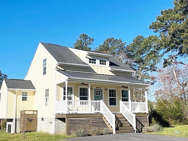 An island, a town, a way of life. Become a part of this seashore - Beach Home for sale in Chincoteague Island, Virginia on Beachhouse.com