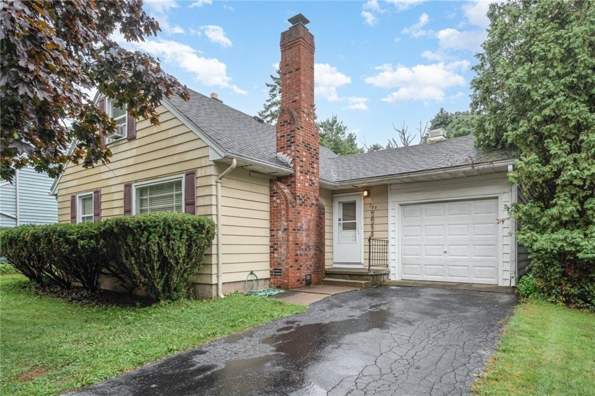 Survived Delayed! Welcome to 369 Eaton Road, an adorable - Beach Home for sale in Irondequoit, New York on Beachhouse.com