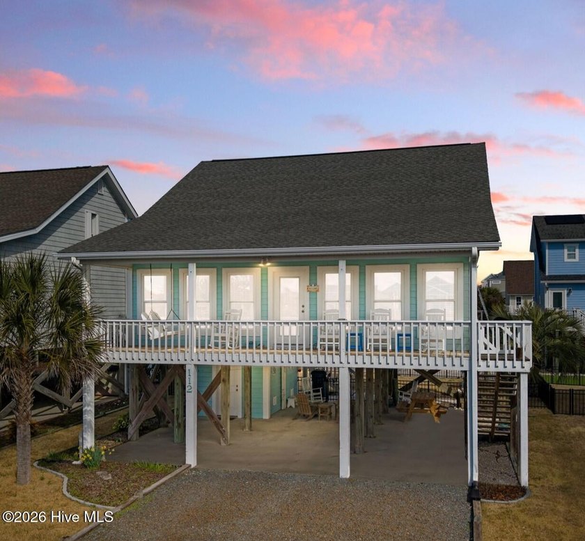 Your coastal dream begins here in this adorable 3-bedroom - Beach Home for sale in Holden Beach, North Carolina on Beachhouse.com