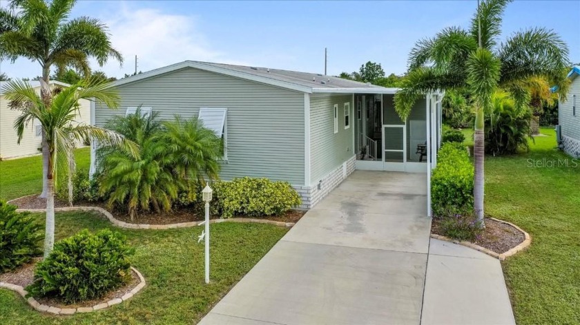 Beautiful well maintained home in desirable Lemon Bay Isles - Beach Home for sale in Englewood, Florida on Beachhouse.com