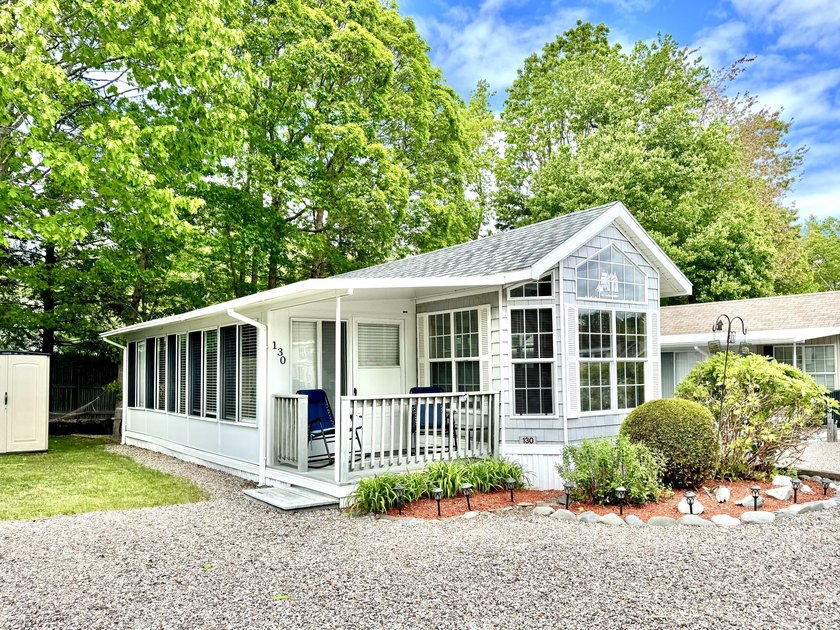 A BEAUTIFUL MAINE GETAWAY, TRANQUILITY AWATIS! Welcome to your - Beach Home for sale in Wells, Maine on Beachhouse.com