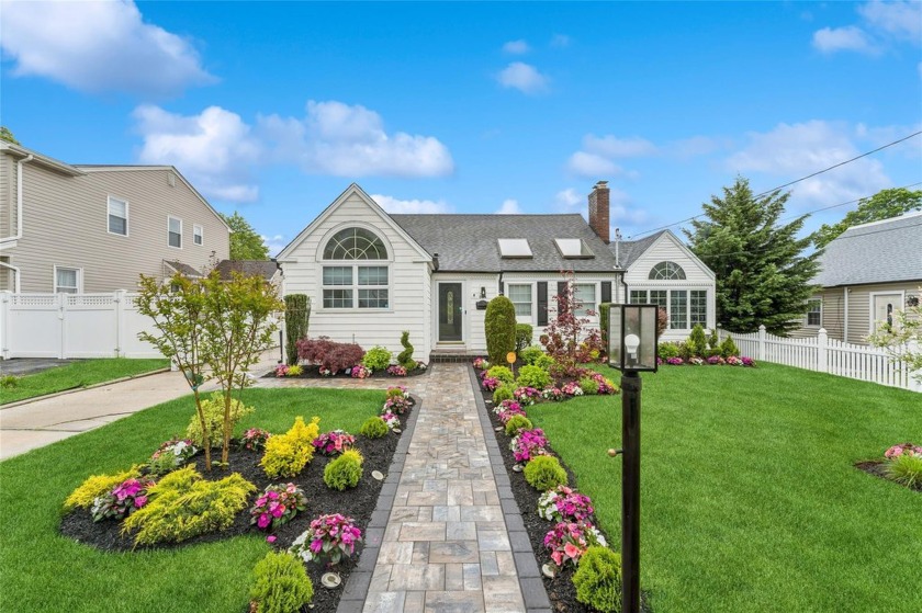 Welcome Home to This Expanded Cape on a Tree Lined Street - Beach Home for sale in Baldwin, New York on Beachhouse.com