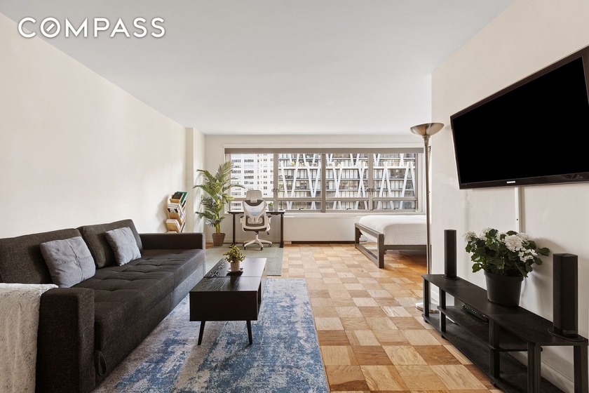 "Welcome to Residence 12C at 170 West End Avenue, a bright - Beach Apartment for sale in New York, New York on Beachhouse.com