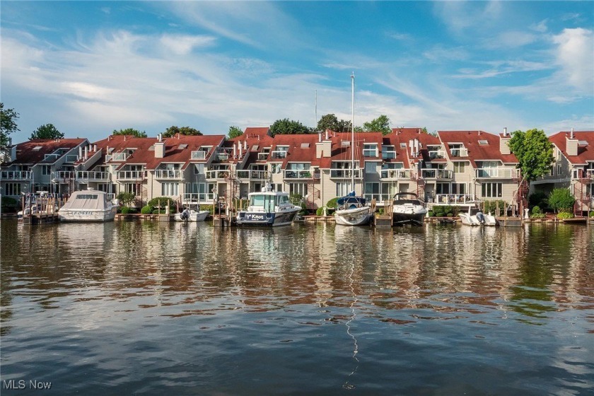 LOCATION, LOCATION, LOCATION!!! Fisherman's Bend is arguably the - Beach Condo for sale in Vermilion, Ohio on Beachhouse.com