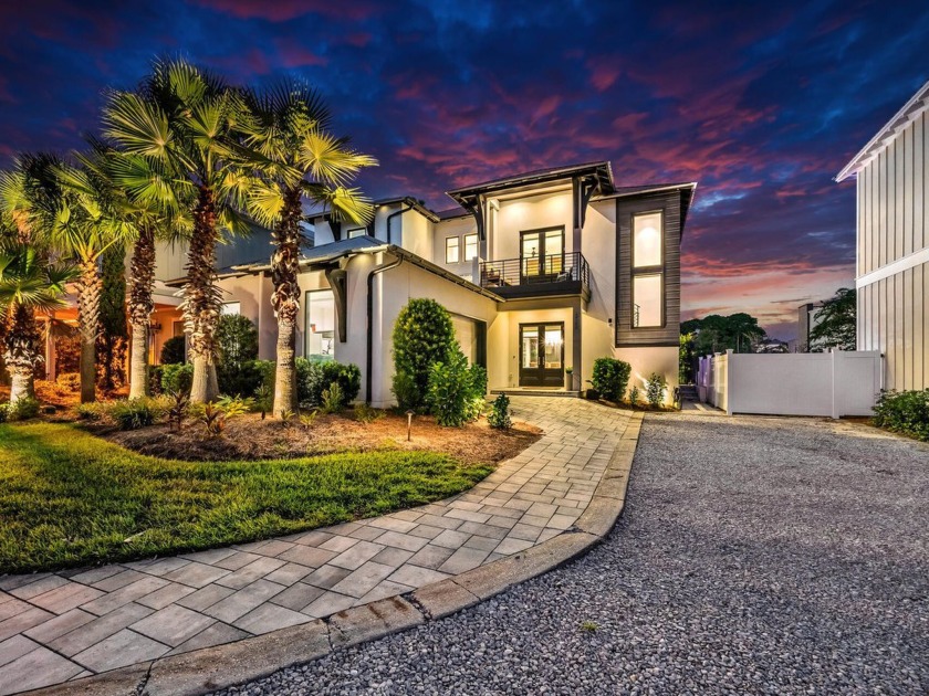 Experience contemporary coastal chic in this custom-built home - Beach Home for sale in Miramar Beach, Florida on Beachhouse.com