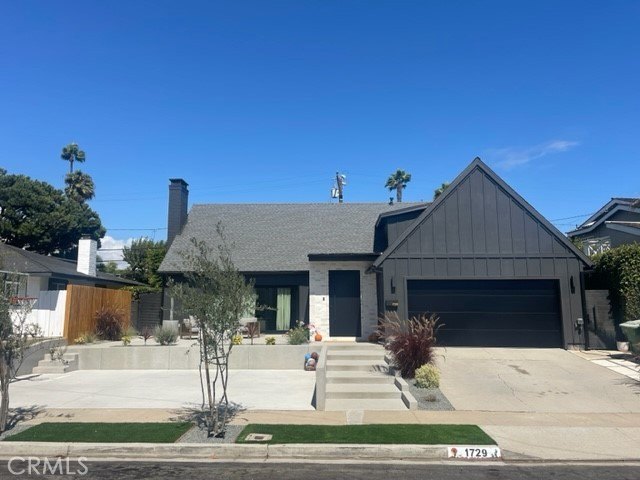 This absolutely gorgeous home has been completely remodeled from - Beach Home for sale in Seal Beach, California on Beachhouse.com