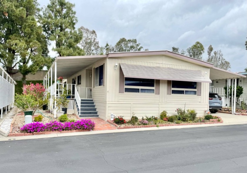 Just listed! This lovely home is in Forest Gardens senior mobile - Beach Home for sale in Lake Forest, California on Beachhouse.com