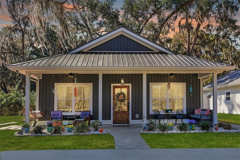 NEW COASTAL COTTAGE IN SHELLMAN BLUFF - WALK TO DINNER & THE - Beach Home for sale in Townsend, Georgia on Beachhouse.com