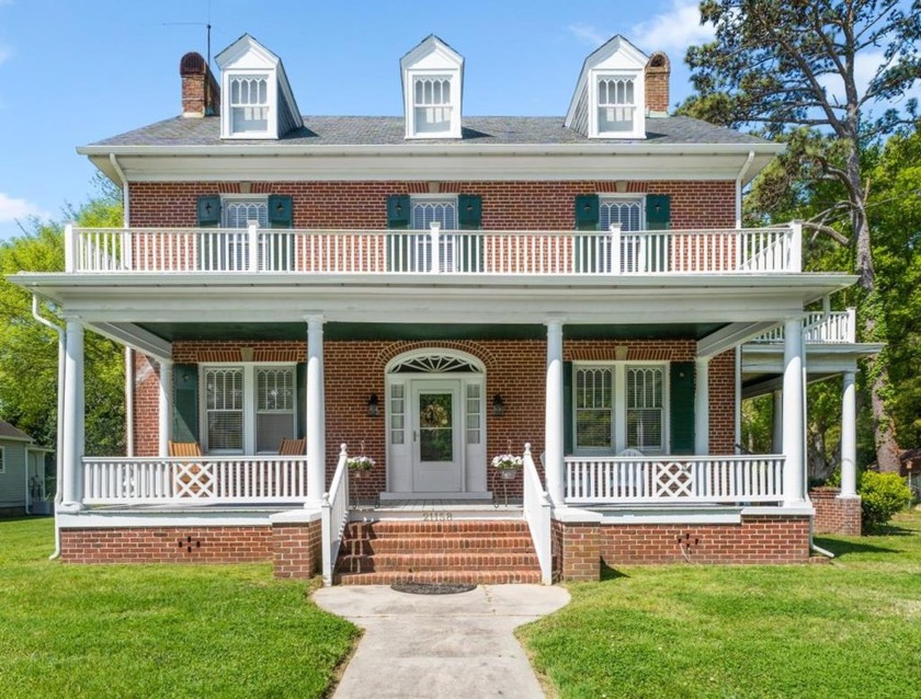 1937 STATELY BRICK COLONIAL REVIVAL HOME. Located in small town - Beach Home for sale in Cheriton, Virginia on Beachhouse.com