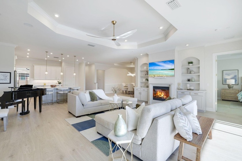 THIS RESIDENCE TRULY STANDS APART, AN EXCEPTIONALLY UPGRADED AND - Beach Condo for sale in Naples, Florida on Beachhouse.com