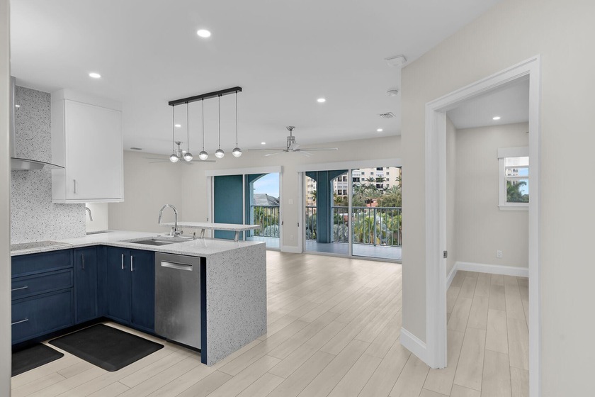 Prime location paired with luxury finishes & Gulf views!! - Beach Condo for sale in Marco Island, Florida on Beachhouse.com