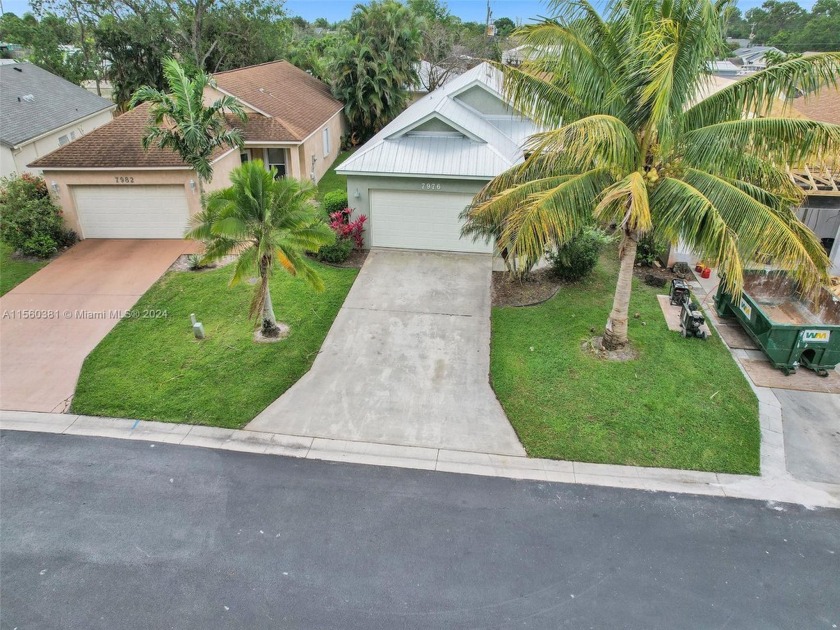 3.92% FHA loan that is assumable! Fall in Love with this move-in - Beach Home for sale in Hobe Sound, Florida on Beachhouse.com