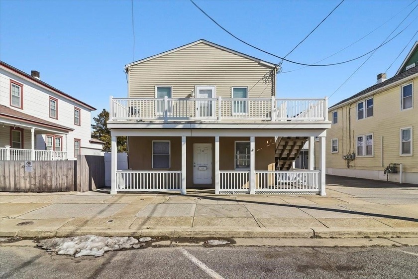 Amazing location just three short blocks to the beach! This - Beach Condo for sale in Wildwood, New Jersey on Beachhouse.com