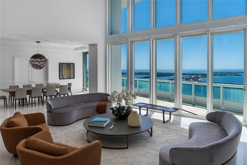 SPECTACULAR Penthouse with 360 views of Biscayne Bay & the Miami - Beach Condo for sale in Miami, Florida on Beachhouse.com