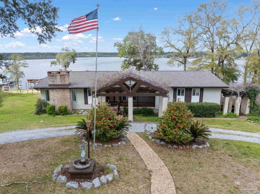 Luxurious waterfront living on Marquis Basin.  Discover the - Beach Home for sale in Milton, Florida on Beachhouse.com