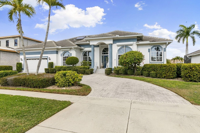 Exceptional Marco Island waterfront residence offering - Beach Home for sale in Marco Island, Florida on Beachhouse.com