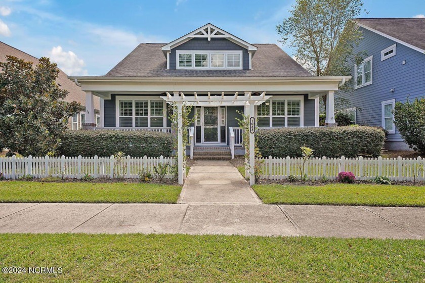 This coastal cottage home by Bill Clark Builders is in the - Beach Home for sale in Leland, North Carolina on Beachhouse.com