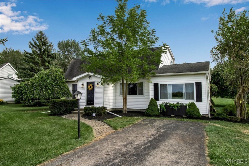 This beautifully remodeled home is perfectly situated just mins - Beach Home for sale in Porter, New York on Beachhouse.com