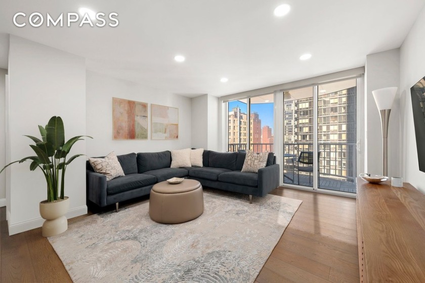 Triple-Mint Sutton Place Residence with Private Balcony. Nestled - Beach Condo for sale in New York, New York on Beachhouse.com