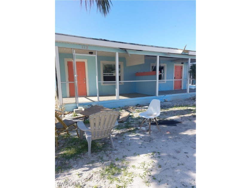 Quadplex income producing property ready to be remodeled! Great - Beach Townhome/Townhouse for sale in Fort Myers Beach, Florida on Beachhouse.com