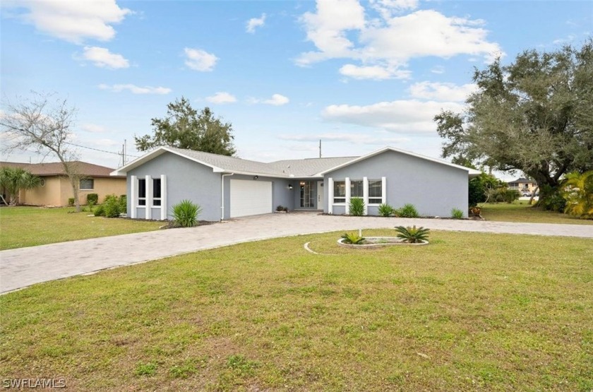 Stunning house with direct ocean access to the Gulf, free of any - Beach Home for sale in Cape Coral, Florida on Beachhouse.com