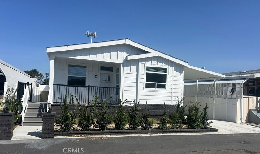 Welcome to this beautifully crafted 2025 manufactured home - Beach Home for sale in Costa Mesa, California on Beachhouse.com