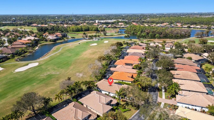 VIEWS, VIEWS, VIEWS!!!! Enjoy breathtaking, forever golf course - Beach Home for sale in Naples, Florida on Beachhouse.com