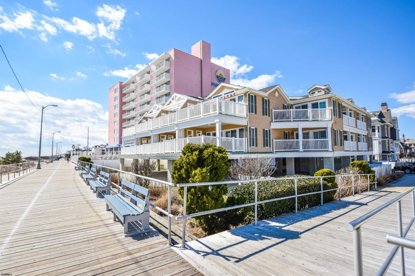 Beautiful  Beach Front End unit in Cape House. This unit has the - Beach Condo for sale in Ocean City, New Jersey on Beachhouse.com