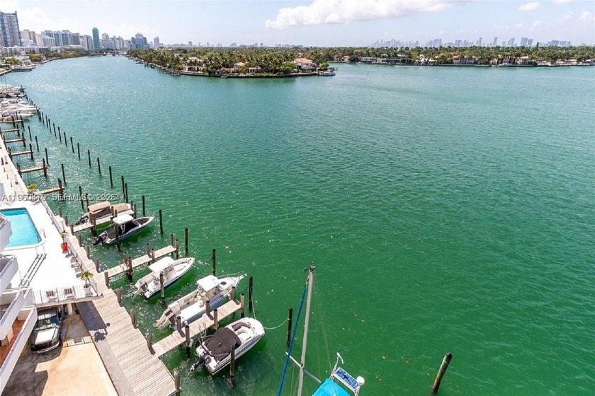 2 Bedrooms 2 Baths , excellent location . Spectacular Miami Bay - Beach Condo for sale in Miami Beach, Florida on Beachhouse.com