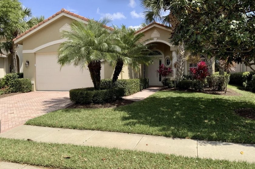 Popular, open floor plan in the PGA Village! with furniture - Beach Home for sale in Port Saint Lucie, Florida on Beachhouse.com
