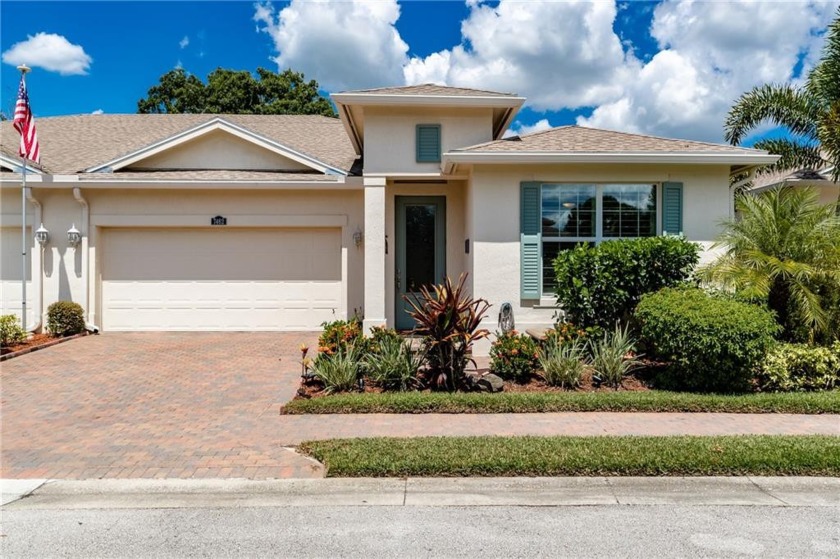Look No more! Gated community with 2 Beds 2 baths Diagonal laid - Beach Home for sale in Vero Beach, Florida on Beachhouse.com