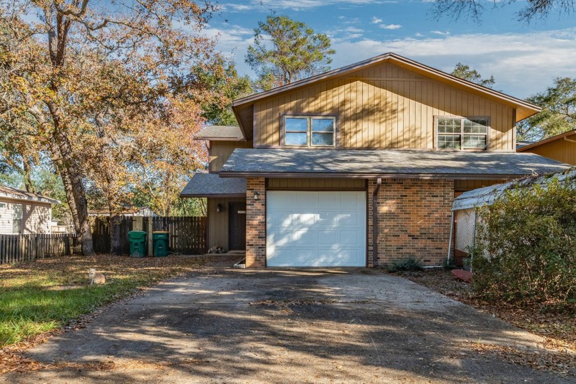 Rental BEAST between bases. It's large, laid out well with a - Beach Home for sale in Fort Walton Beach, Florida on Beachhouse.com