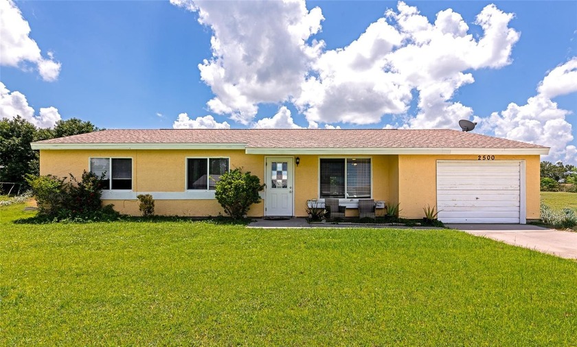 Welcome to 2500 Roxbury at Jockey Club. As soon you walk in you - Beach Home for sale in North Port, Florida on Beachhouse.com