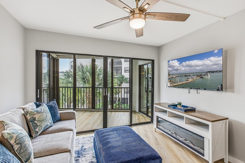 Stunning renovation just completed in this Anglers Cove unit - Beach Condo for sale in Marco Island, Florida on Beachhouse.com