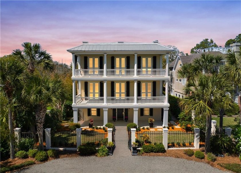 This custom built Charleston style beach home blends historic - Beach Home for sale in Saint Simons, Georgia on Beachhouse.com