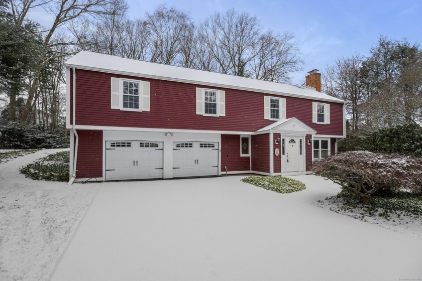 Welcome to Governors Landing! Highly sought after and a hop skip - Beach Home for sale in Waterford, Connecticut on Beachhouse.com