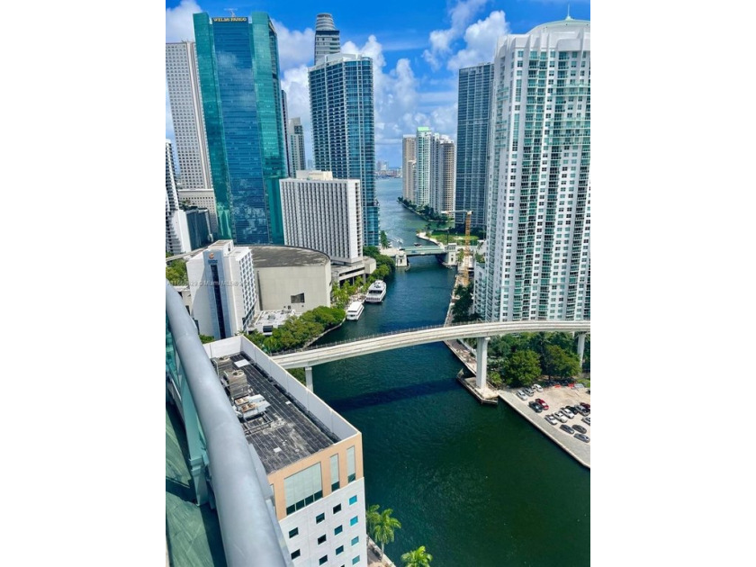 FULLY RENOVATED 3 bedroom 2 bathroom unit located in Downtown - Beach Condo for sale in Miami, Florida on Beachhouse.com