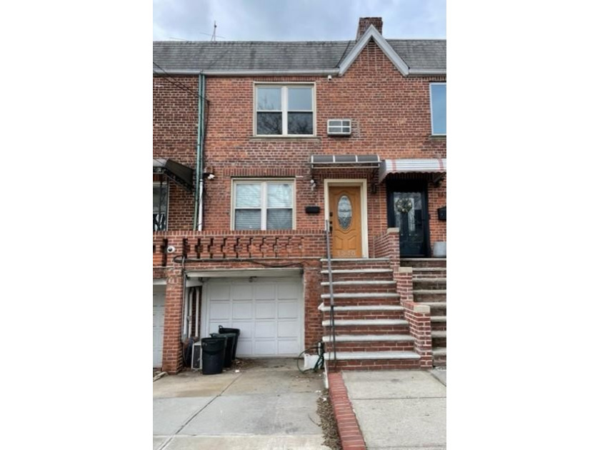 Don't miss this opportunity to own this beautiful brick home - Beach Home for sale in Brooklyn, New York on Beachhouse.com