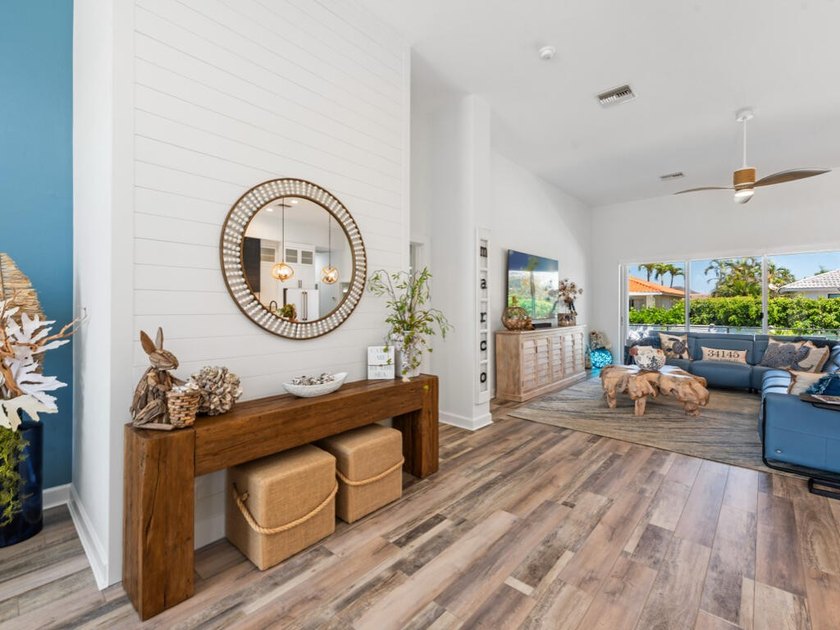 Exceptional, newly remodeled home located in the highly - Beach Home for sale in Marco Island, Florida on Beachhouse.com