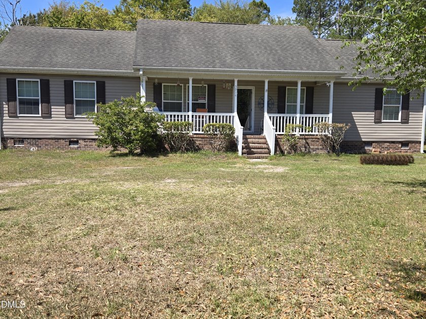 This 3 bedroom home offers a great opportunity to create your - Beach Home for sale in Shallotte, North Carolina on Beachhouse.com