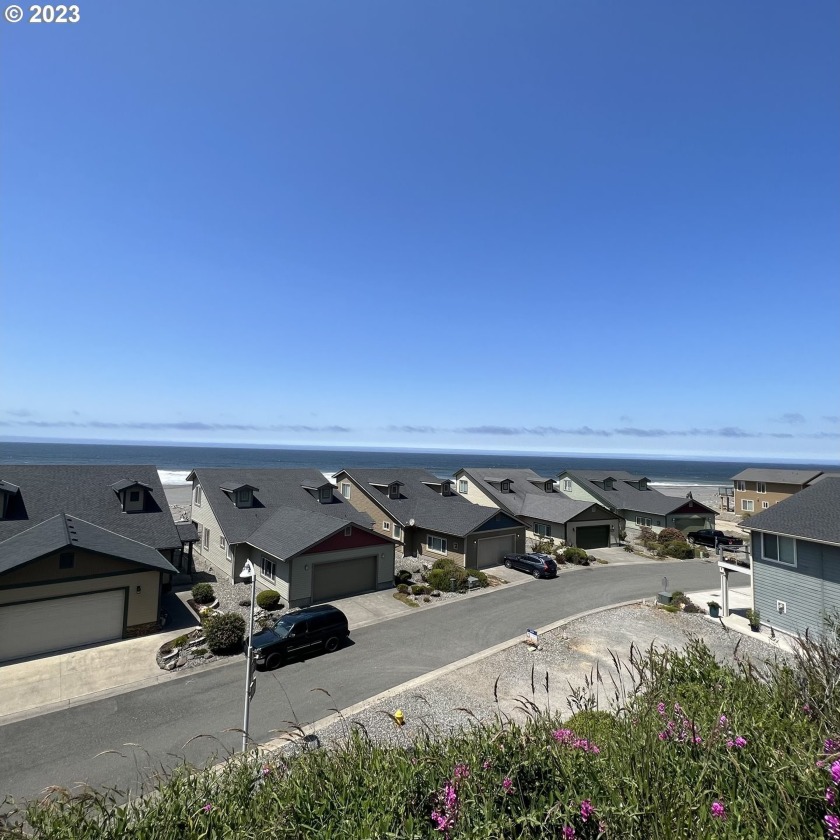 PACIFIC OCEAN VIEWS & BEACH ACCESS from these highly desirable - Beach Lot for sale in Gold Beach, Oregon on Beachhouse.com