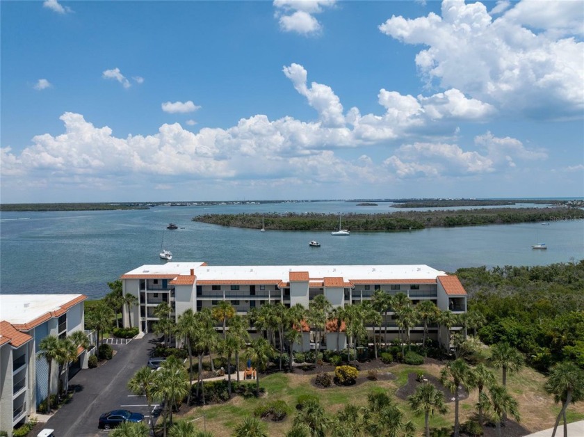 PANORAMIC 3 BEDROOM 2 BATH WATERFRONT CONDO with ELEVATOR - Beach Condo for sale in Englewood, Florida on Beachhouse.com